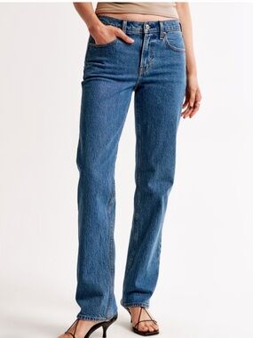 90’s Mid Rise Straight Jeans
